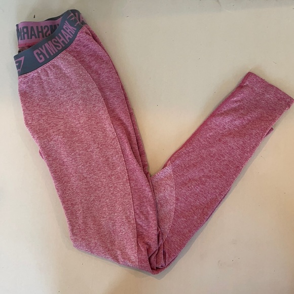 Gym shark leggings - Picture 1 of 2